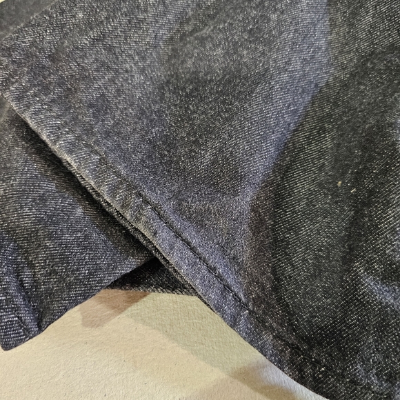 True Religion Straight Leg Jeans Size 32" Inseam 32" Black w/Black Stitch - Picture 9 of 16